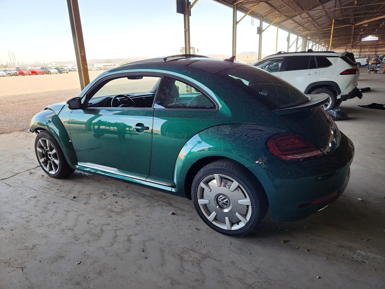 3VWJ17AT2HM618655 · 2017 VOLKSWAGEN BEETLE · 2/13
