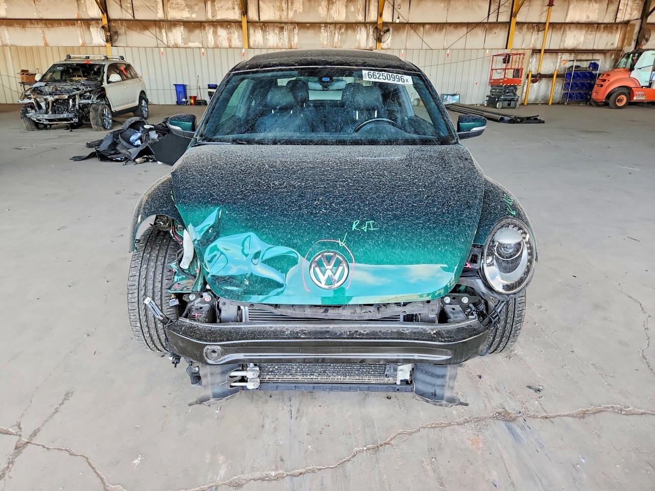 3VWJ17AT2HM618655 · 2017 VOLKSWAGEN BEETLE · 5/13