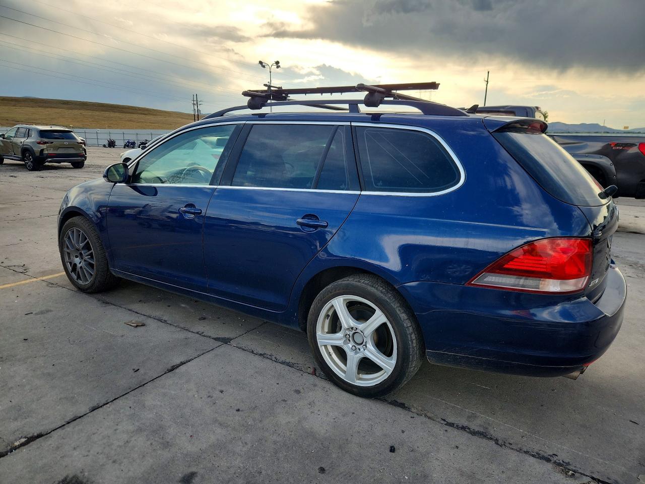 3VWPL7AJ9EM615394 · 2014 VOLKSWAGEN JETTA · 2/12