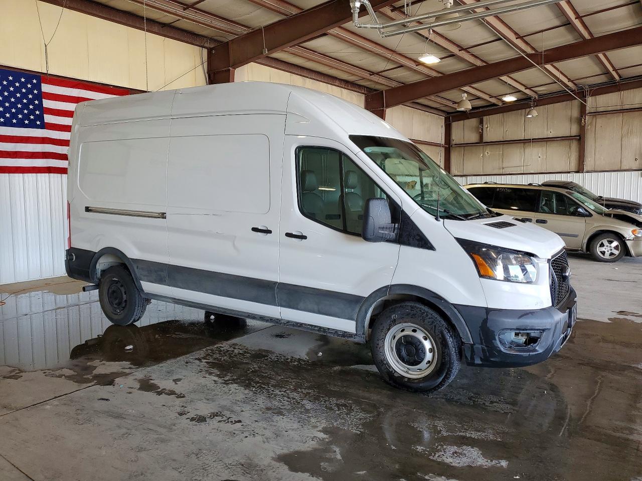 1FTBR1X88SKB08826 · 2025 FORD TRANSIT · 4/13