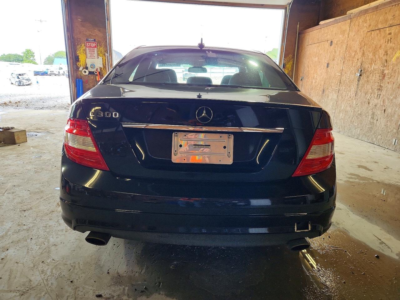 WDDGF5EB8BR171250 · 2011 MERCEDES-BENZ C · 6/12
