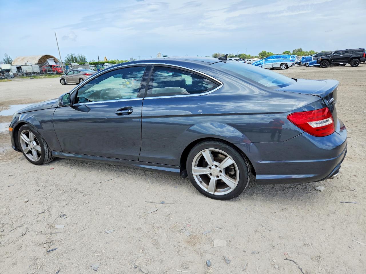 WDDGJ4HBXDF989457 · 2013 MERCEDES-BENZ C · 2/12