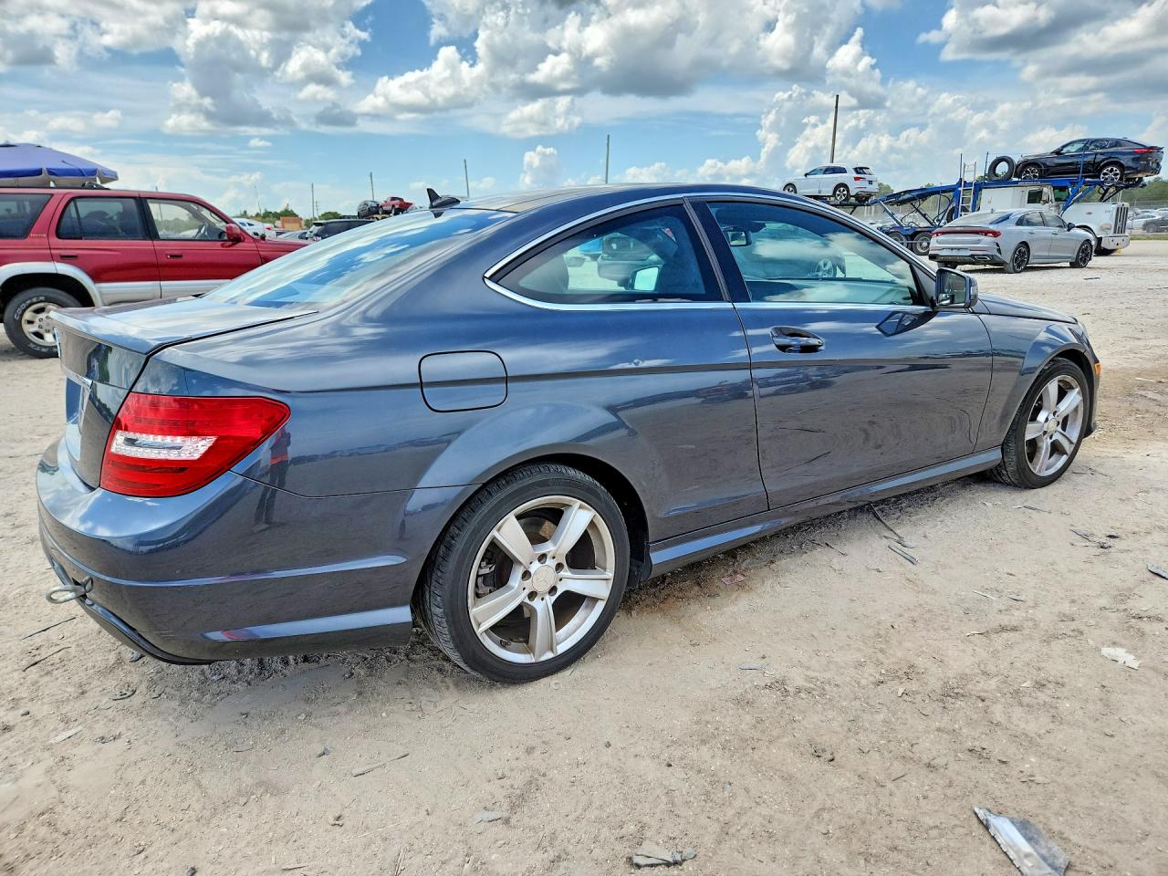 WDDGJ4HBXDF989457 · 2013 MERCEDES-BENZ C · 3/12