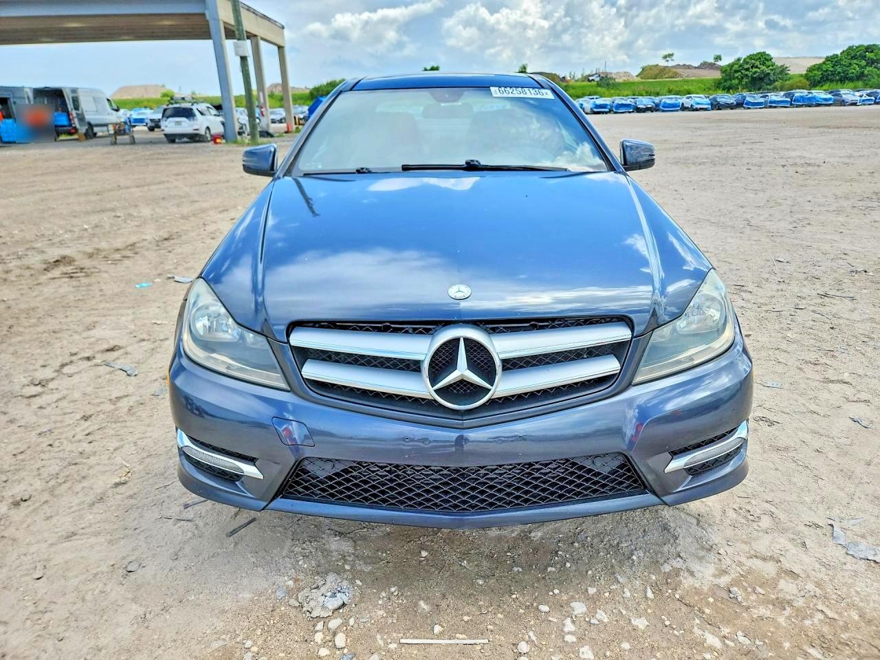 WDDGJ4HBXDF989457 · 2013 MERCEDES-BENZ C · 5/12