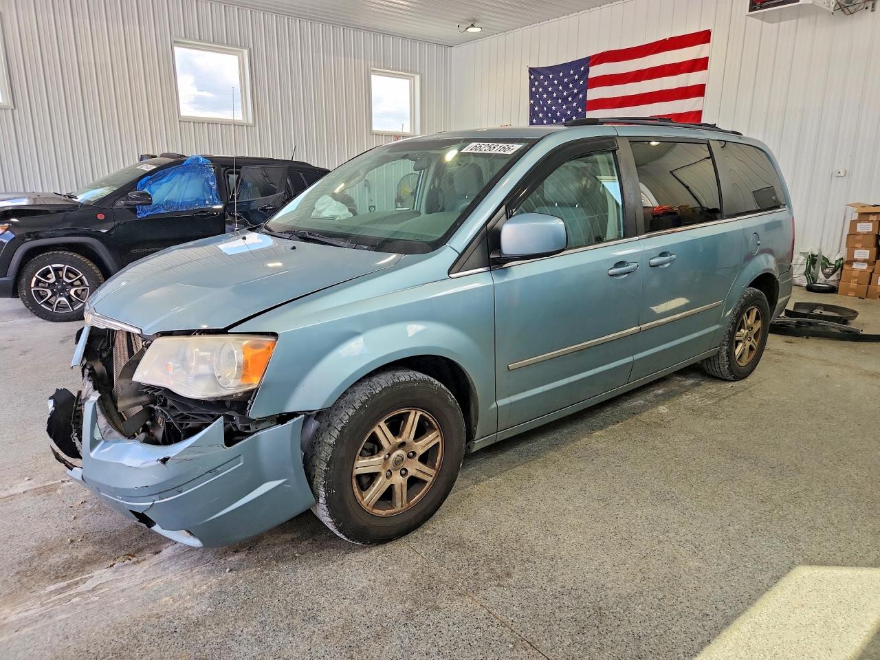2A4RR5D14AR338645 · 2010 CHRYSLER TOWN & COUNTRY