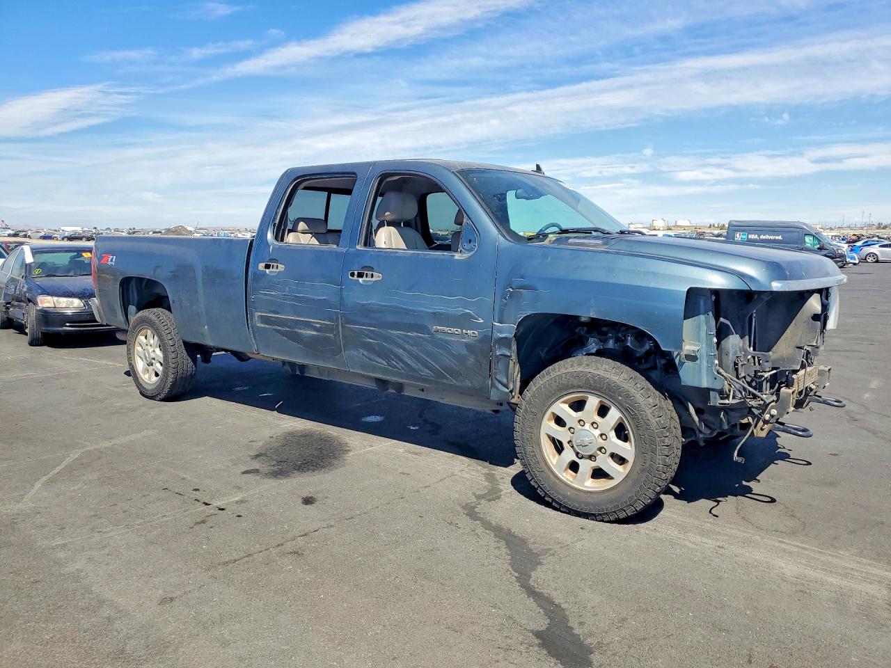 1GC1KYEG7BF209237 · 2011 CHEVROLET SILVERADO · 4/12