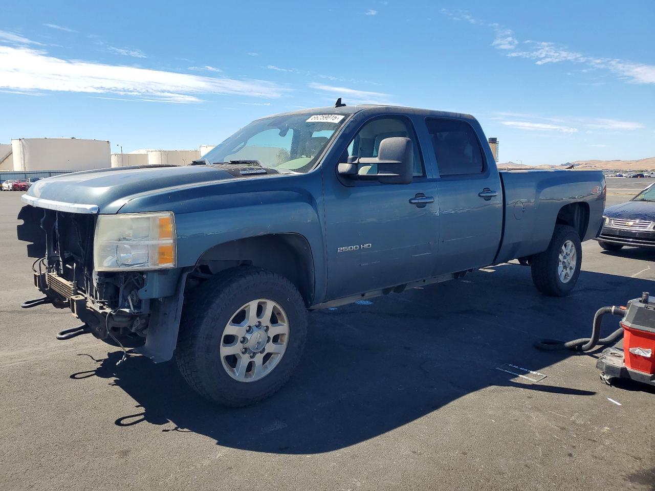 1GC1KYEG7BF209237 · 2011 CHEVROLET SILVERADO