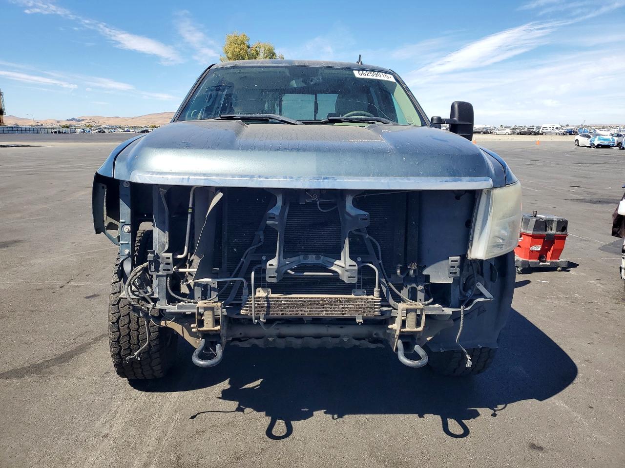 1GC1KYEG7BF209237 · 2011 CHEVROLET SILVERADO · 5/12