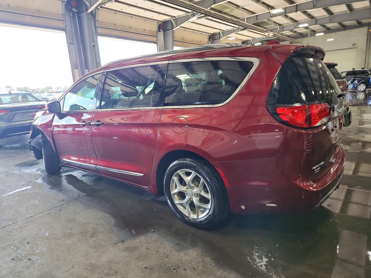 2C4RC1GGXHR822099 · 2017 CHRYSLER PACIFICA · 2/13