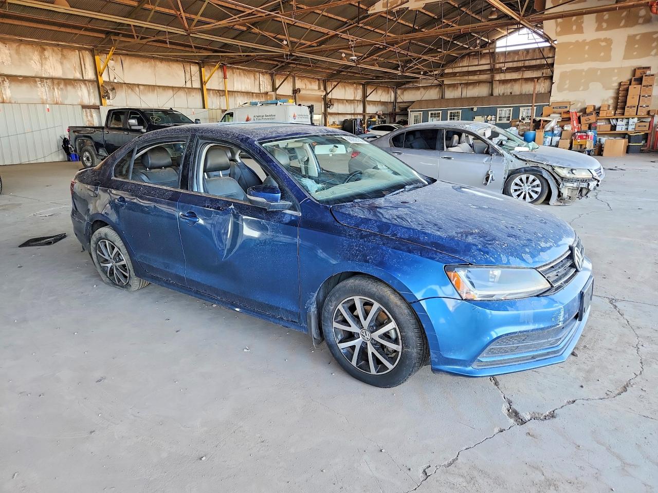 3VWDB7AJ0HM225309 · 2017 VOLKSWAGEN JETTA · 4/12
