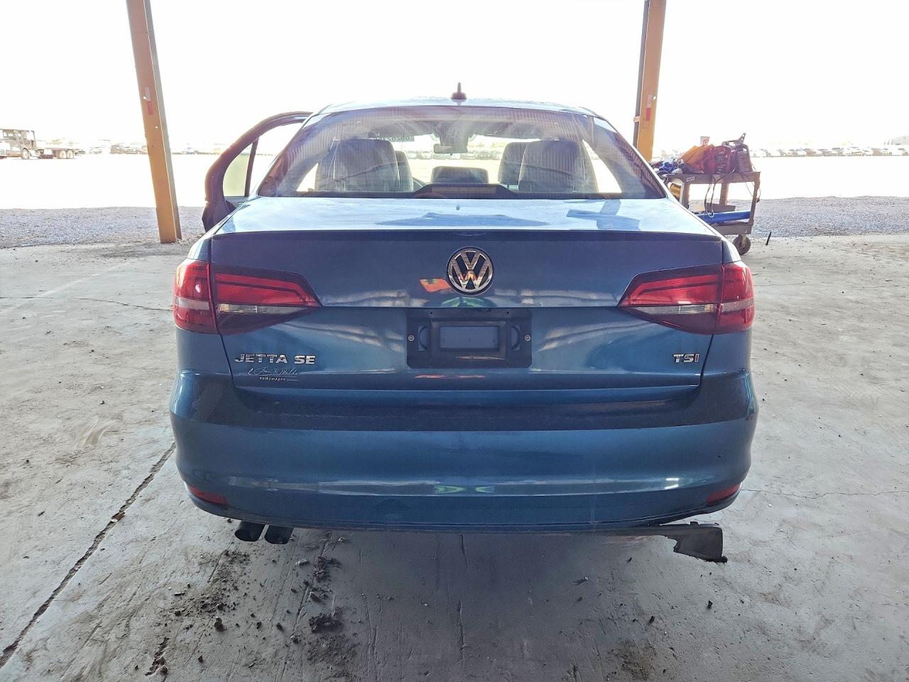 3VWDB7AJ0HM225309 · 2017 VOLKSWAGEN JETTA · 6/12