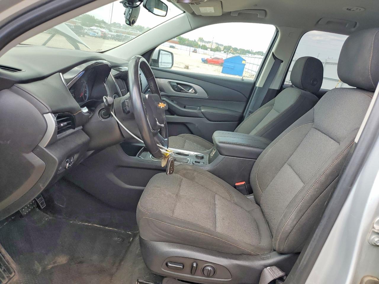 1GNEVMKW2KJ259979 · 2019 CHEVROLET TRAVERSE · 7/13