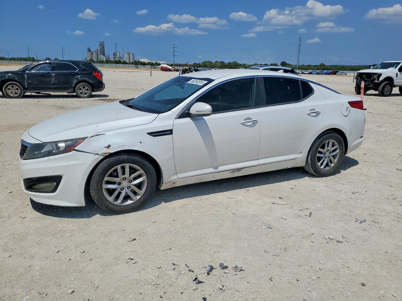 KNAGN4A70B5142645 · 2011 KIA OPTIMA