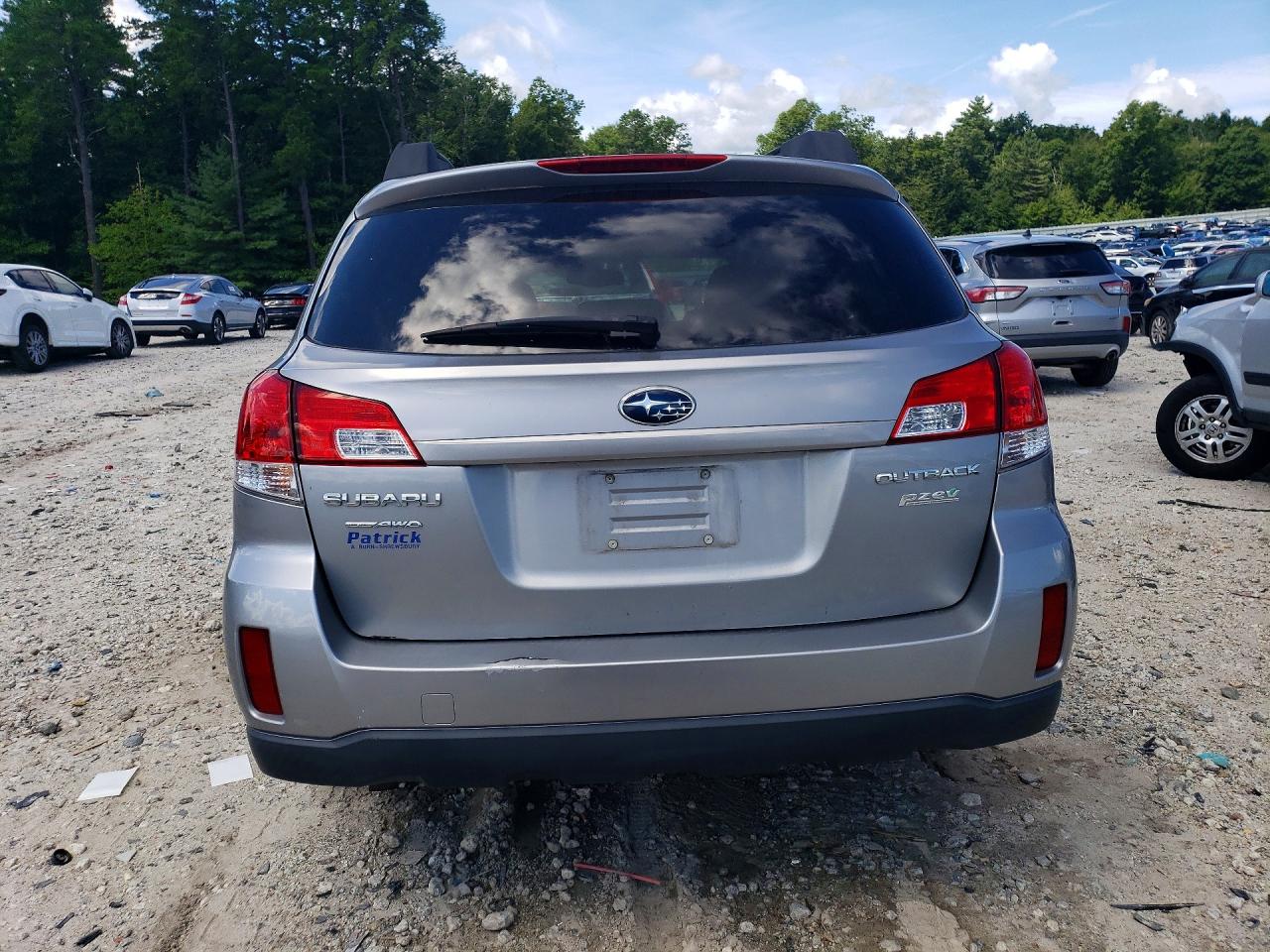 4S4BRBCCXB3372233 · 2011 SUBARU OUTBACK · 6/12