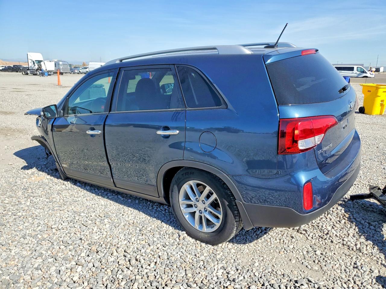 5XYKTDA62FG554329 · 2015 KIA SORENTO · 2/14