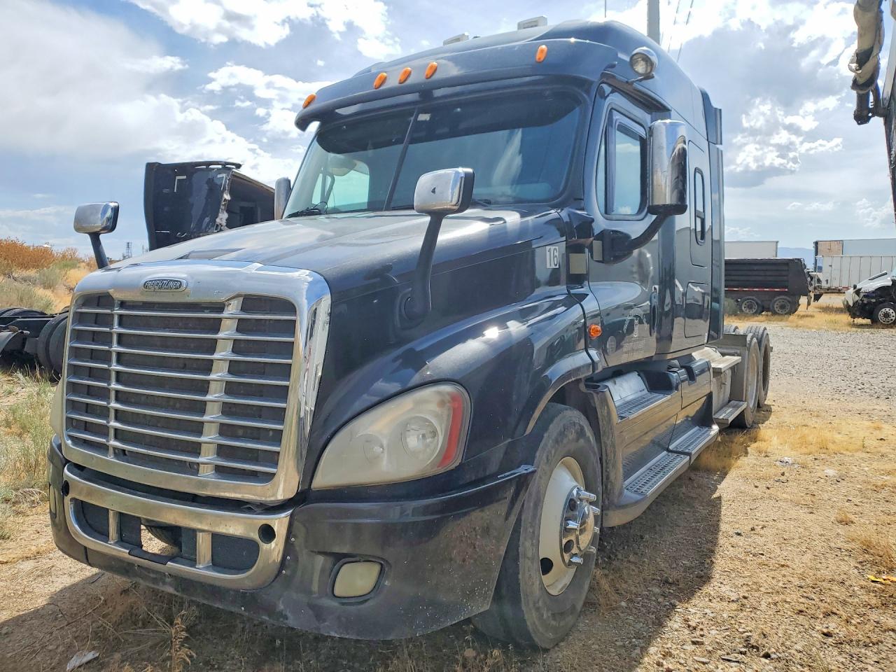 2014 FREIGHTLINER CASCADIA 125