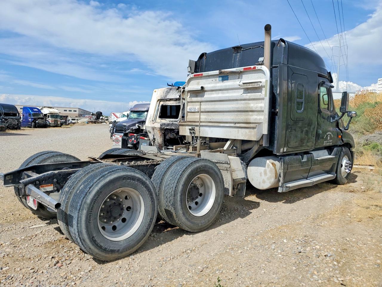 3AKJGLD66ESFP4558 · 2014 FREIGHTLINER CASCADIA 125 · 3/13