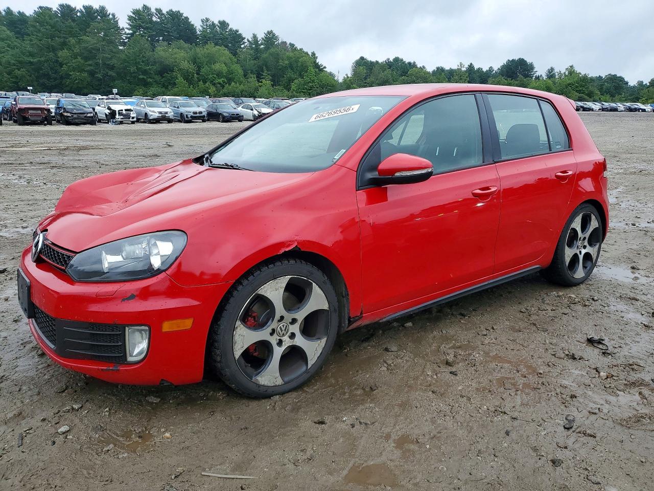 2013 VOLKSWAGEN GTI