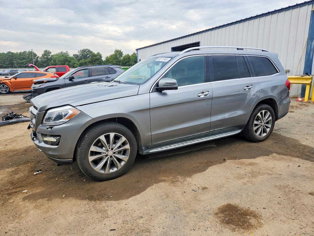 4JGDF7CE4EA411981 · 2014 MERCEDES-BENZ GL