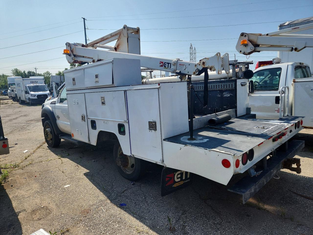 1FDUF4GT6GED32704 · 2016 FORD F450 · 2/12