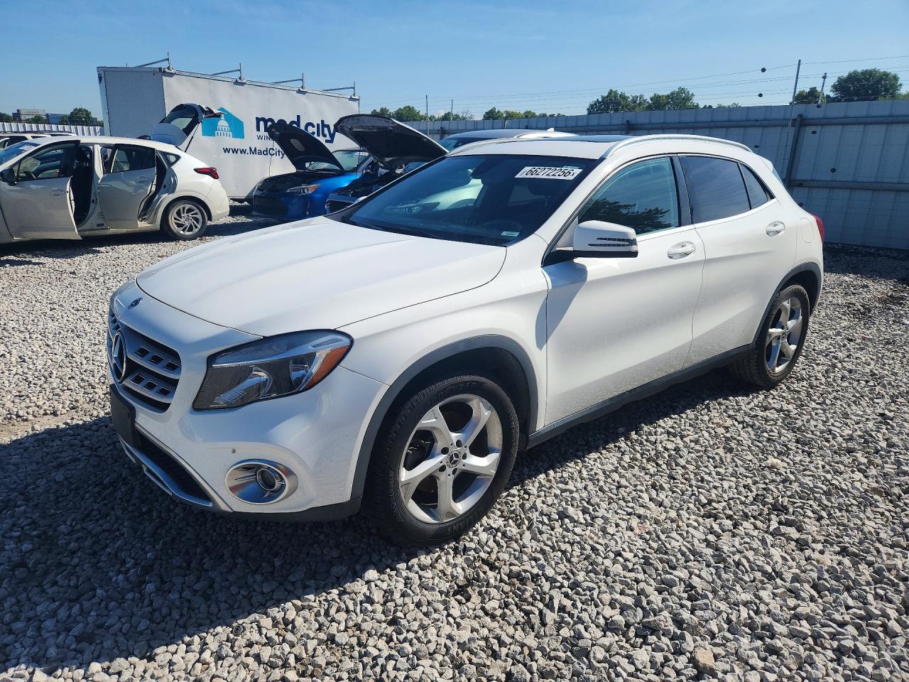 WDCTG4EB3KU004267 · 2019 MERCEDES-BENZ GLA