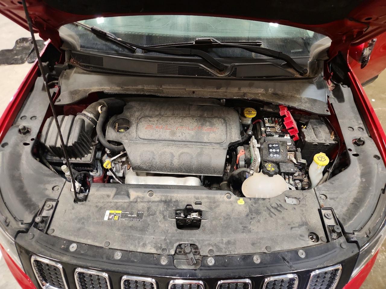 3C4NJDCB2KT854582 · 2019 JEEP COMPASS · 11/12