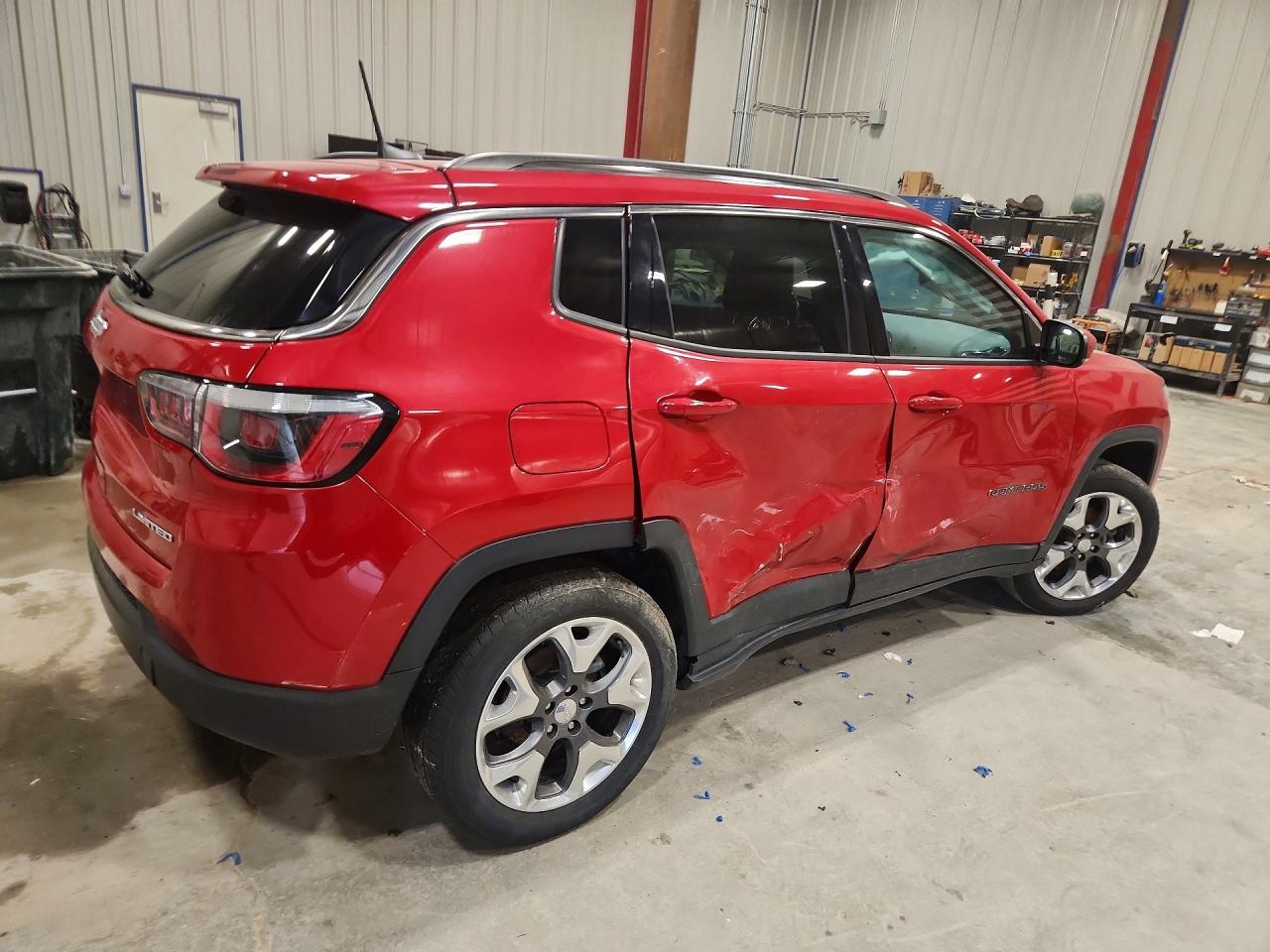3C4NJDCB2KT854582 · 2019 JEEP COMPASS · 3/12