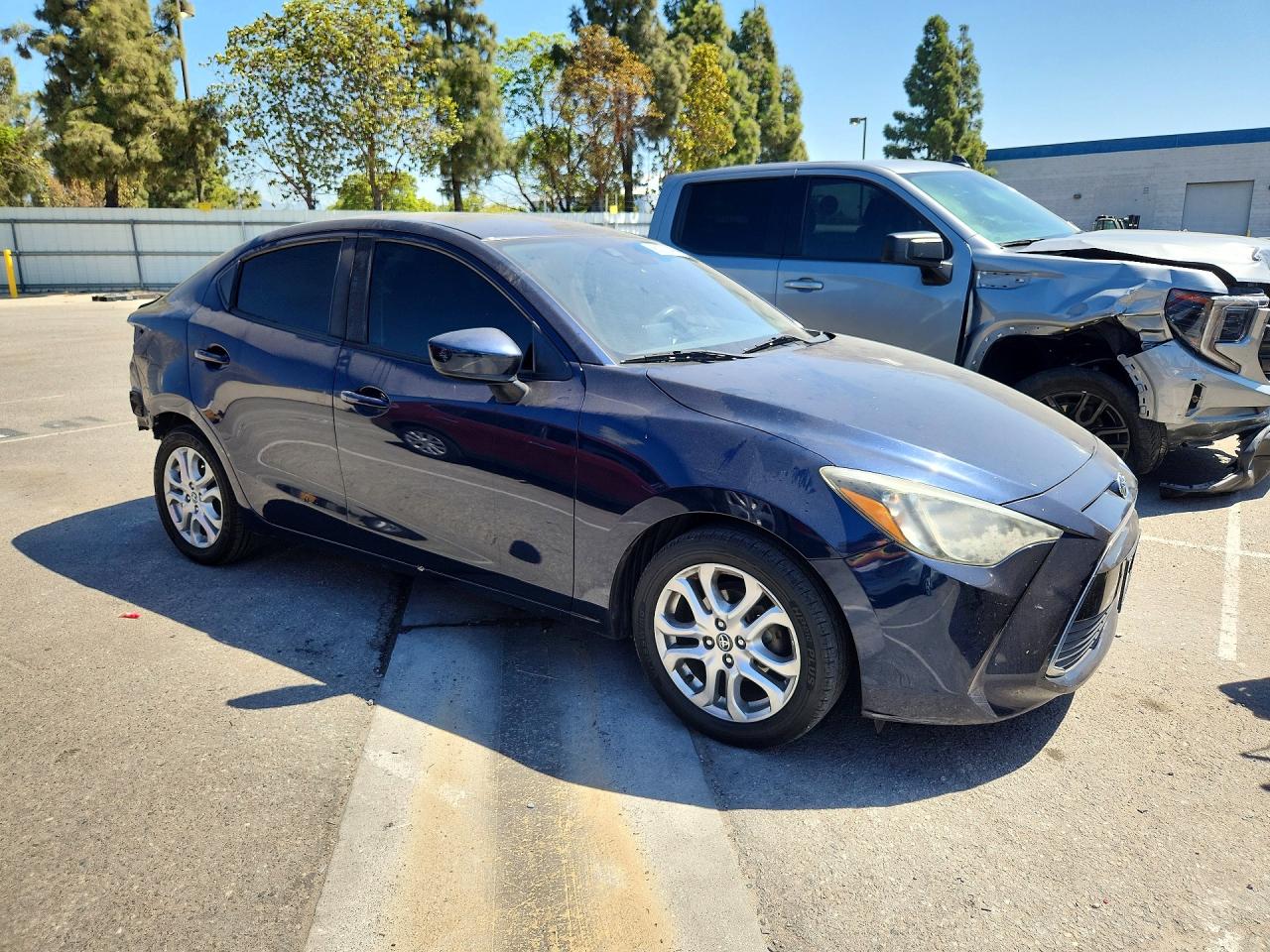 3MYDLBYVXHY193698 · 2017 TOYOTA YARIS IA · 4/13