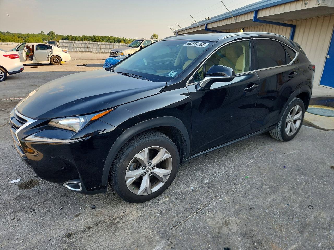 JTJYARBZ7H2058586 · 2017 LEXUS NX 200T