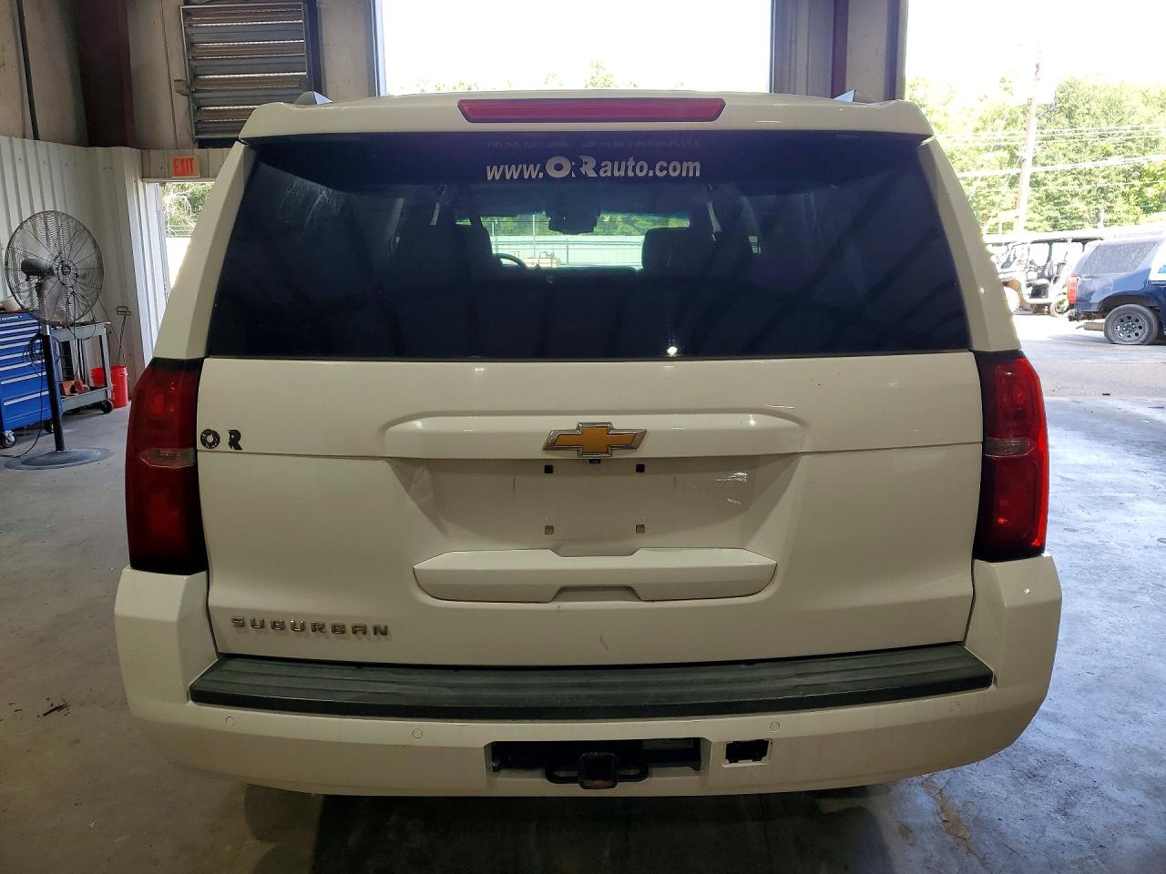 1GNSCJKC6FR275414 · 2015 CHEVROLET SUBURBAN · 6/13