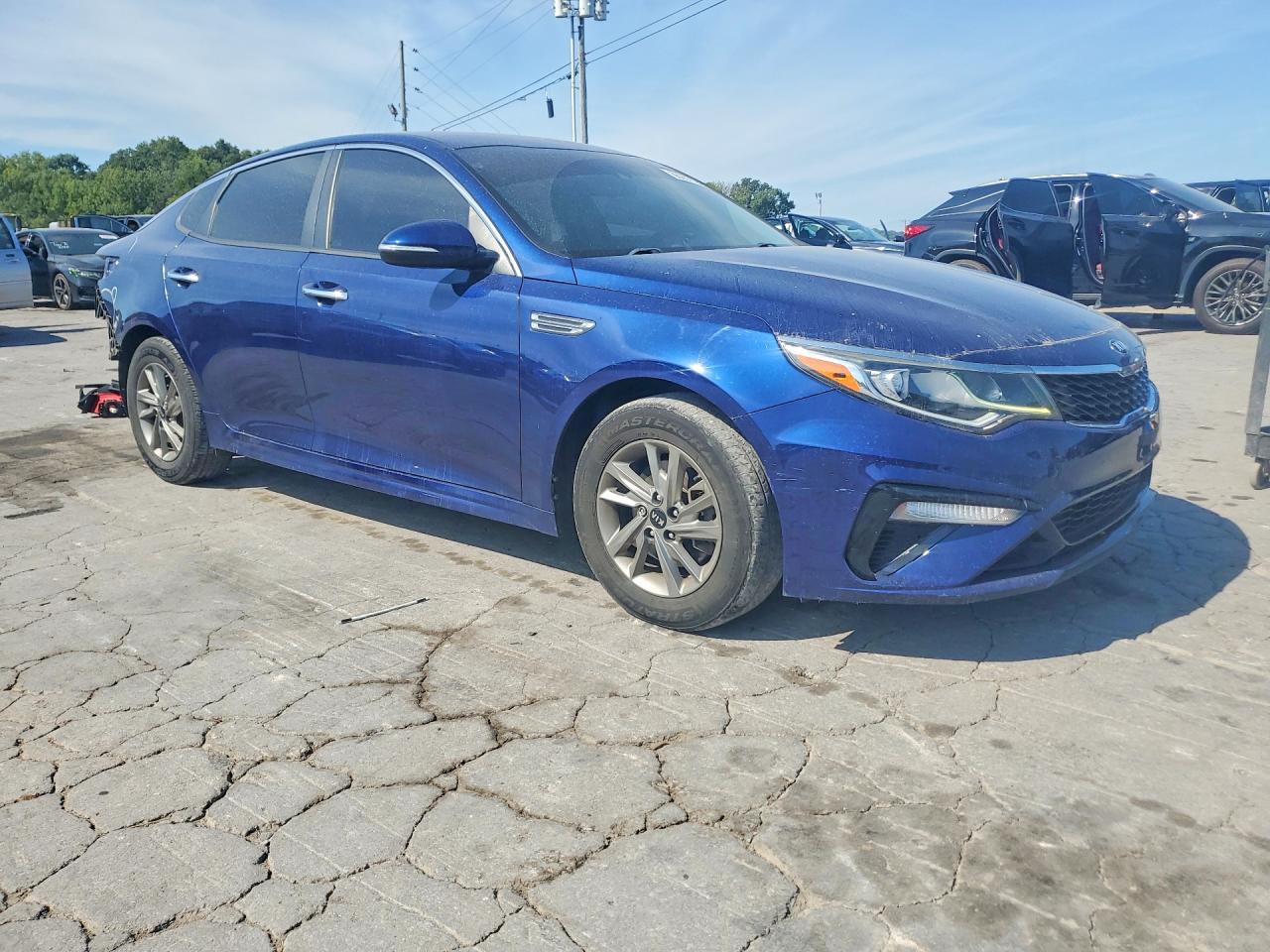 5XXGT4L36KG319908 · 2019 KIA OPTIMA · 4/13