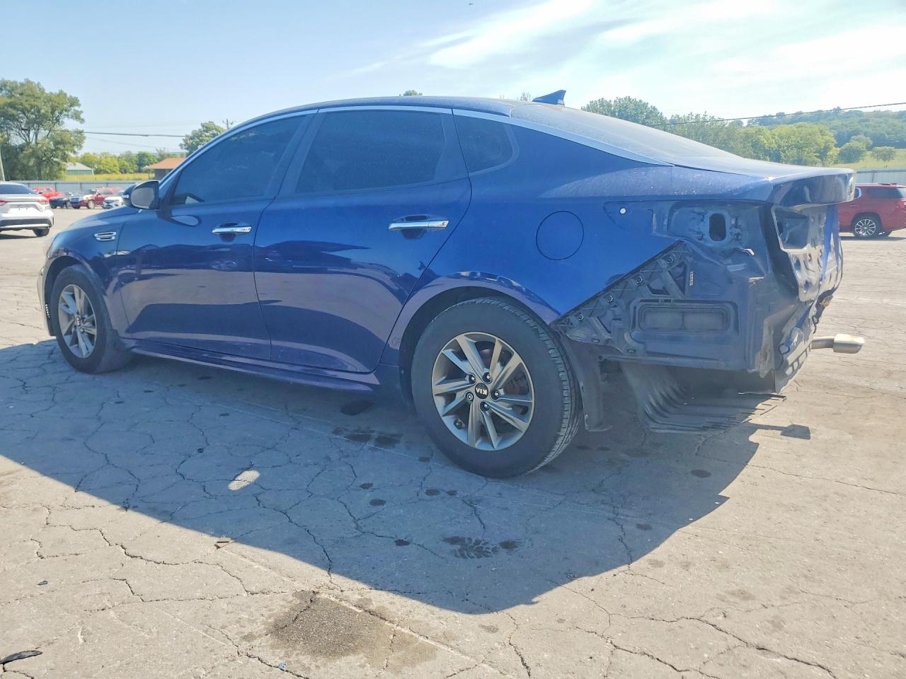 5XXGT4L36KG319908 · 2019 KIA OPTIMA · 2/13