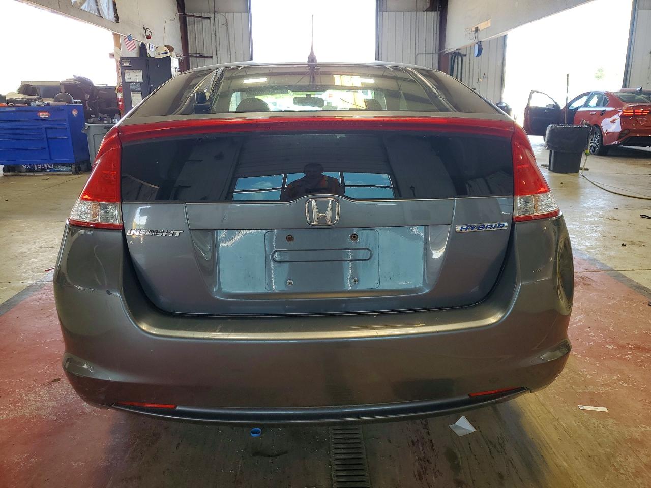JHMZE2H75BS000829 · 2011 HONDA INSIGHT · 6/12