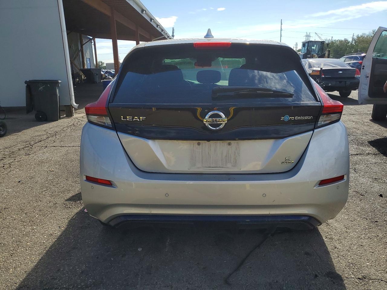 1N4BZ1BP8LC303213 · 2020 NISSAN LEAF · 6/12