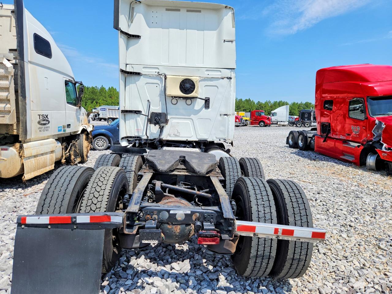 3HSDZAPR4KN360861 · 2019 INTERNATIONAL LT625 · 6/14