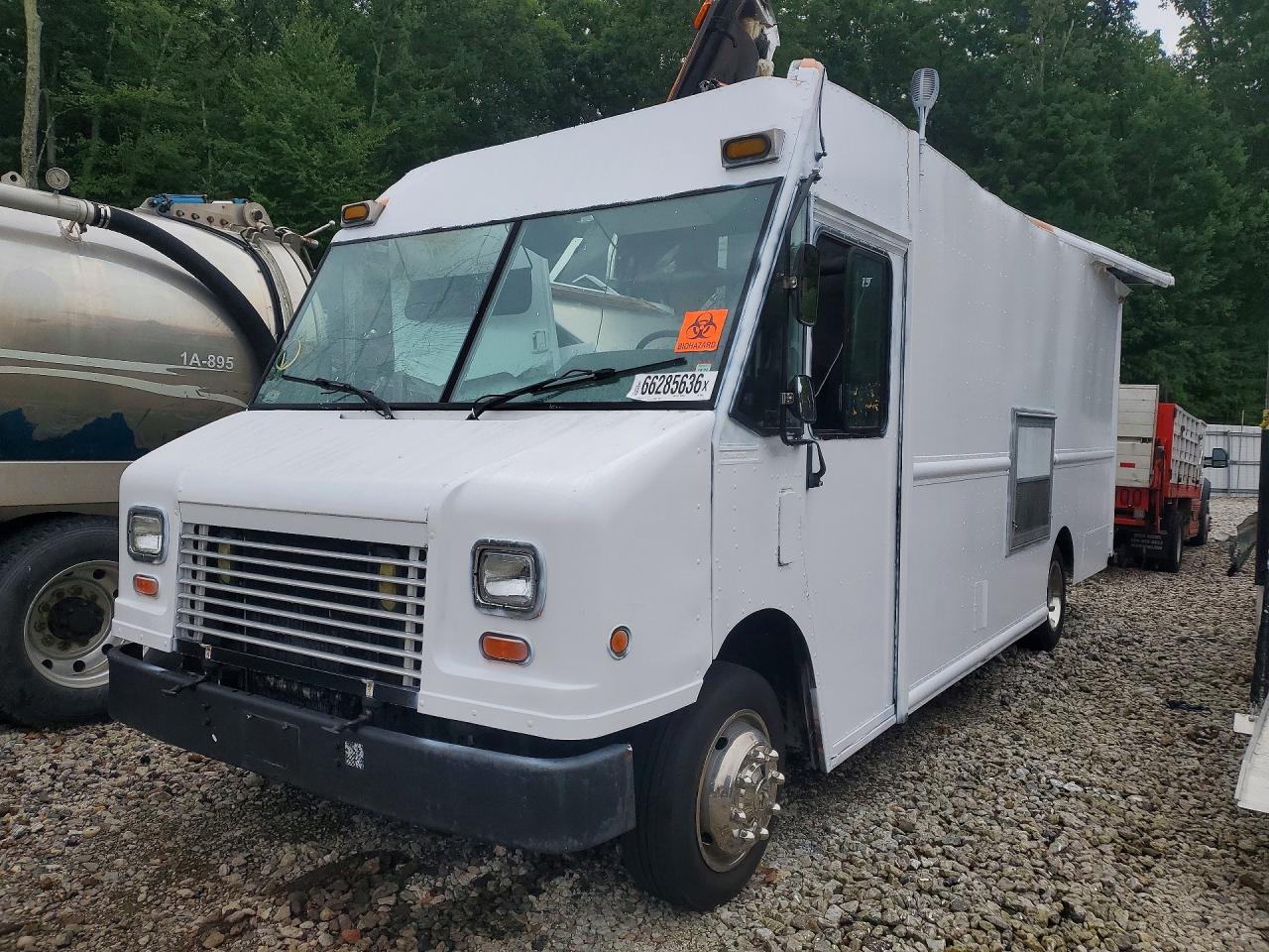 2007 FREIGHTLINER CHASSIS