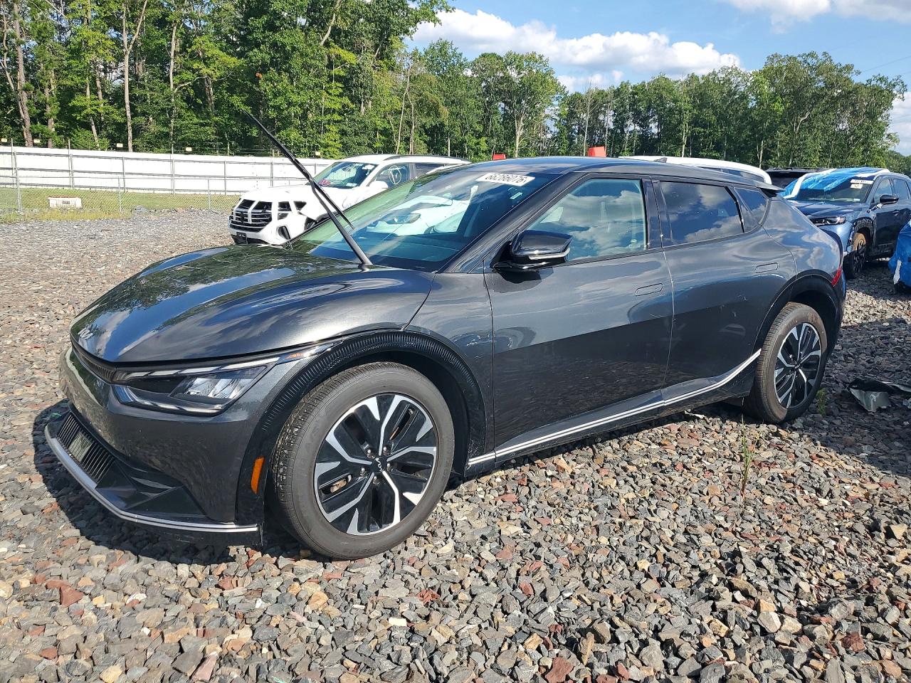 KNDC34LA8P5128872 · 2023 KIA EV6