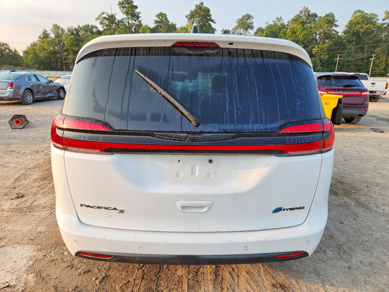 2C4RC1S71RR158428 · 2024 CHRYSLER PACIFICA · 6/14