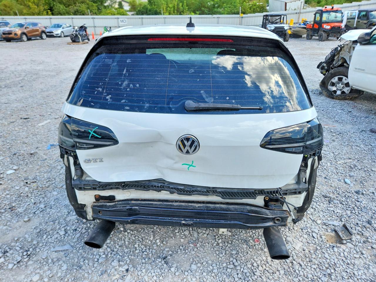 3VW4T7AU1FM003611 · 2015 VOLKSWAGEN GTI · 6/13