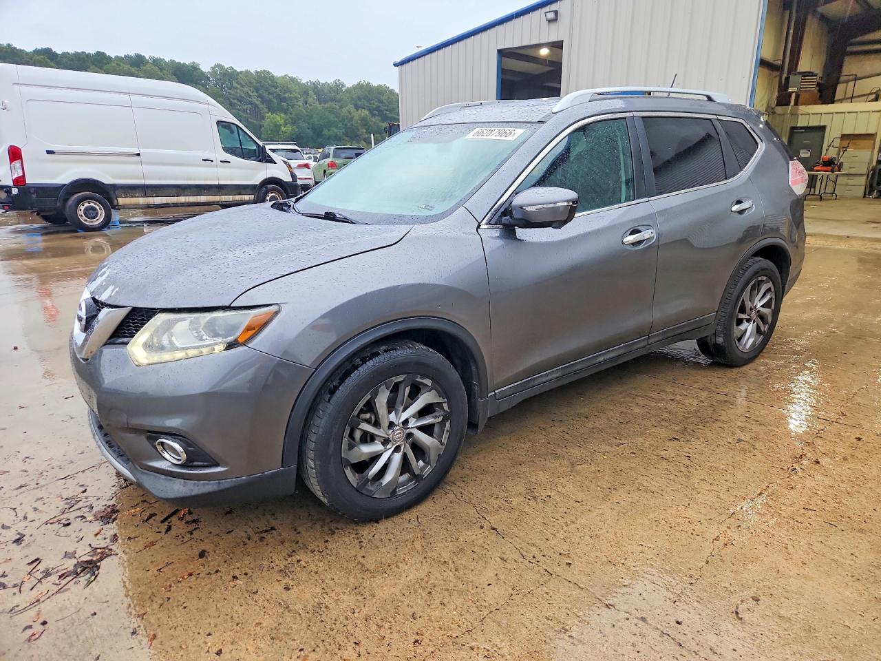 5N1AT2MT7FC861996 · 2015 NISSAN ROGUE