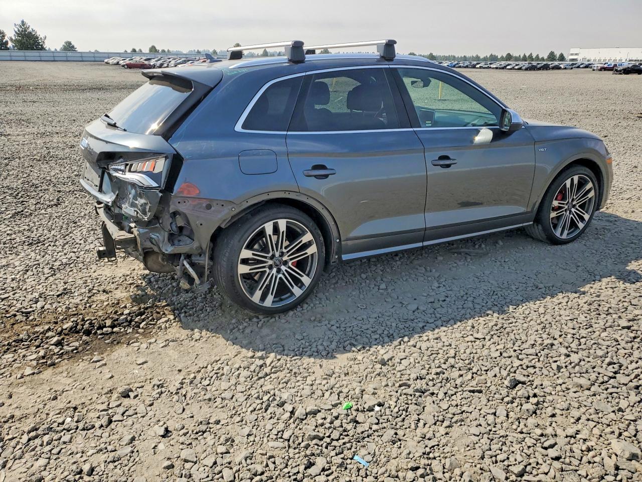 WA1C4AFY2J2116451 · 2018 AUDI SQ5 · 3/14