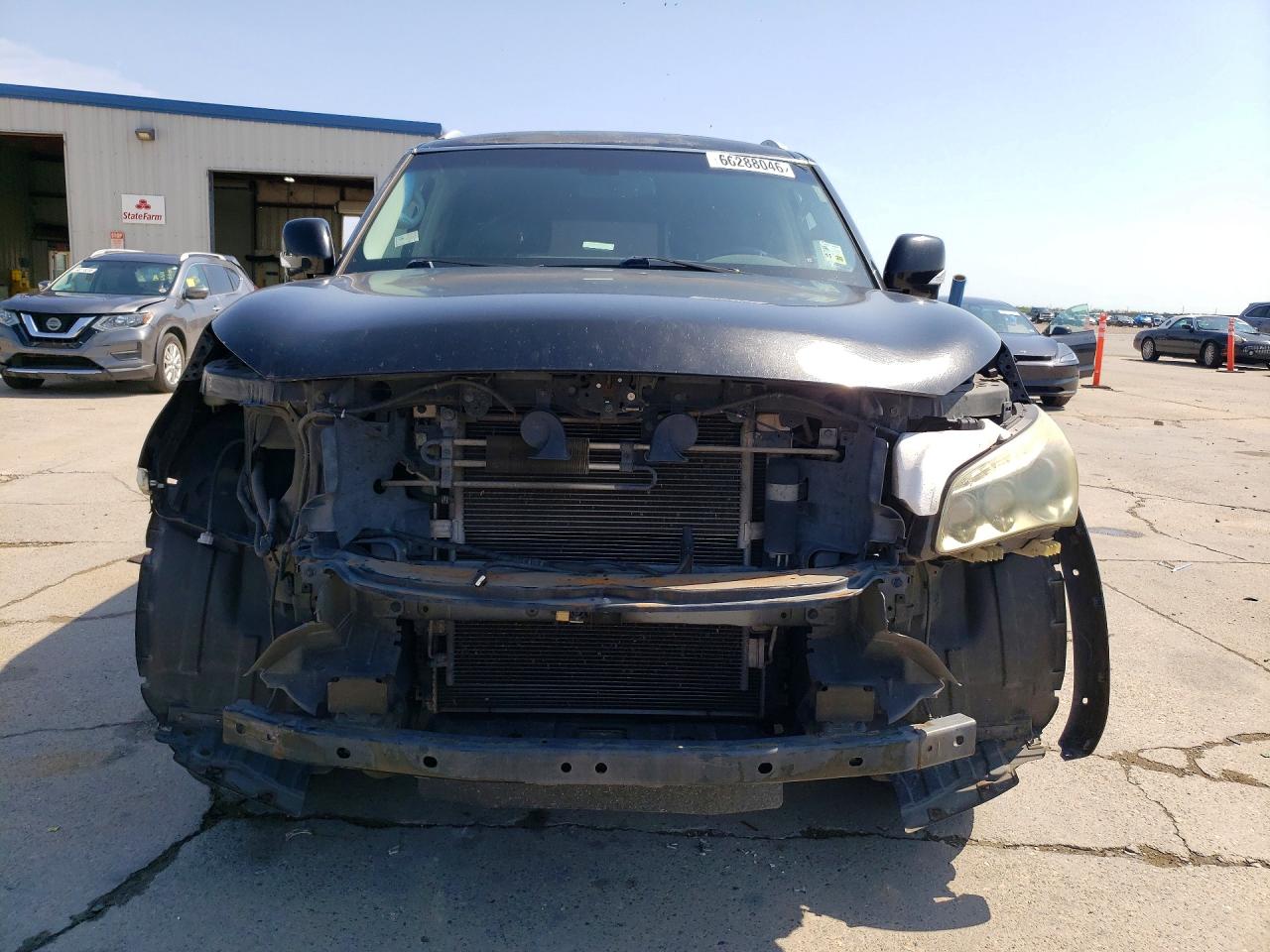JN8AZ2NF0E9552902 · 2014 INFINITI QX80 · 5/13