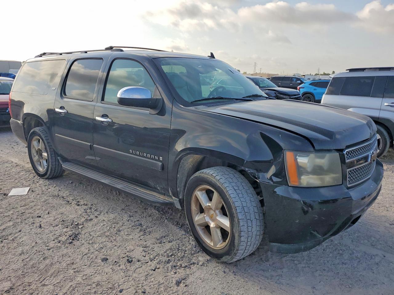 3GNFC16068G273957 · 2008 CHEVROLET SUBURBAN · 4/13