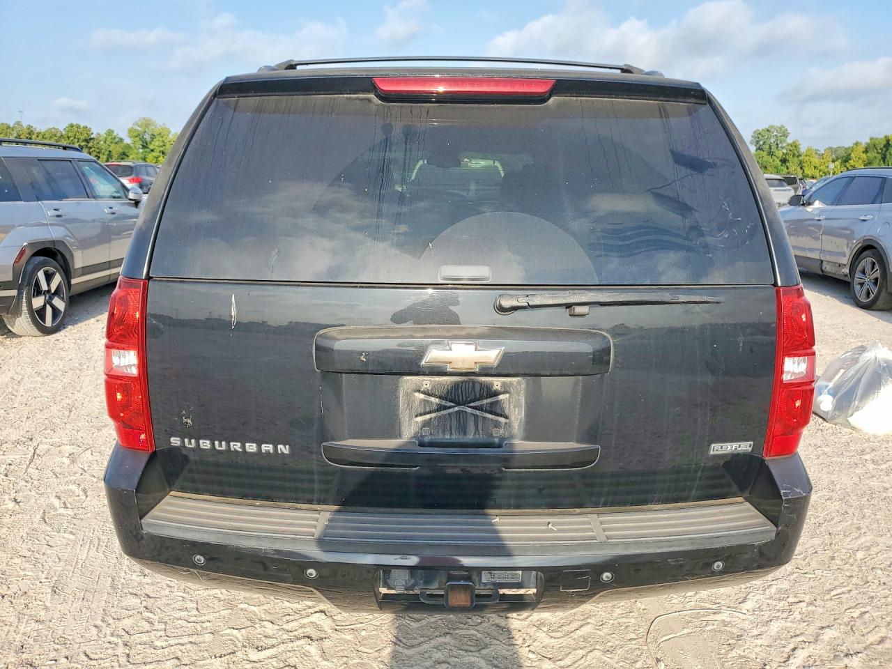3GNFC16068G273957 · 2008 CHEVROLET SUBURBAN · 6/13