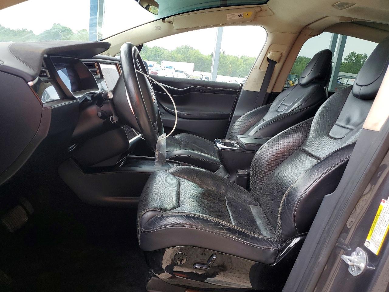 5YJXCAE25GF011951 · 2016 TESLA MODEL X · 7/12