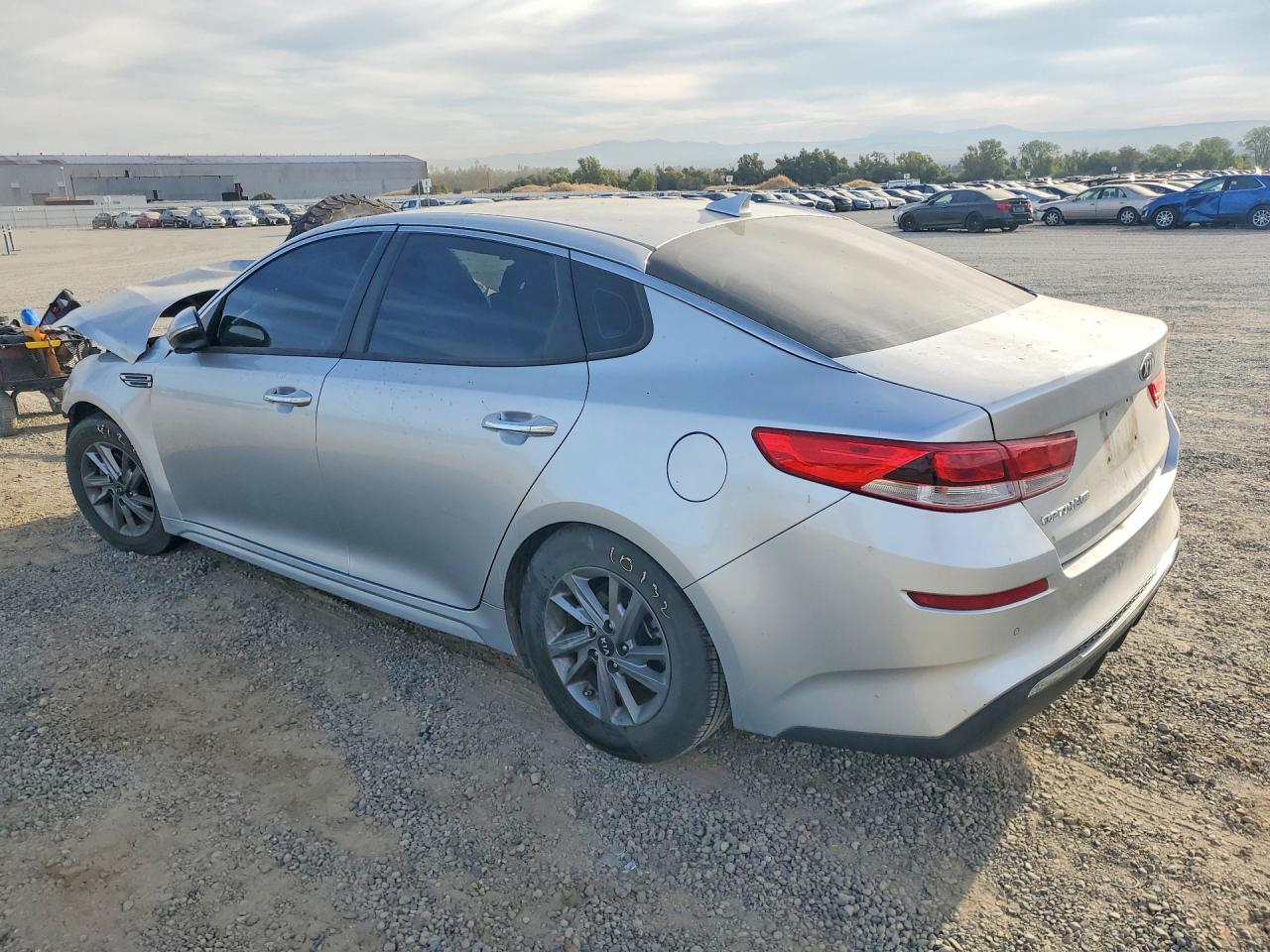 5XXGT4L3XKG347176 · 2019 KIA OPTIMA · 2/13
