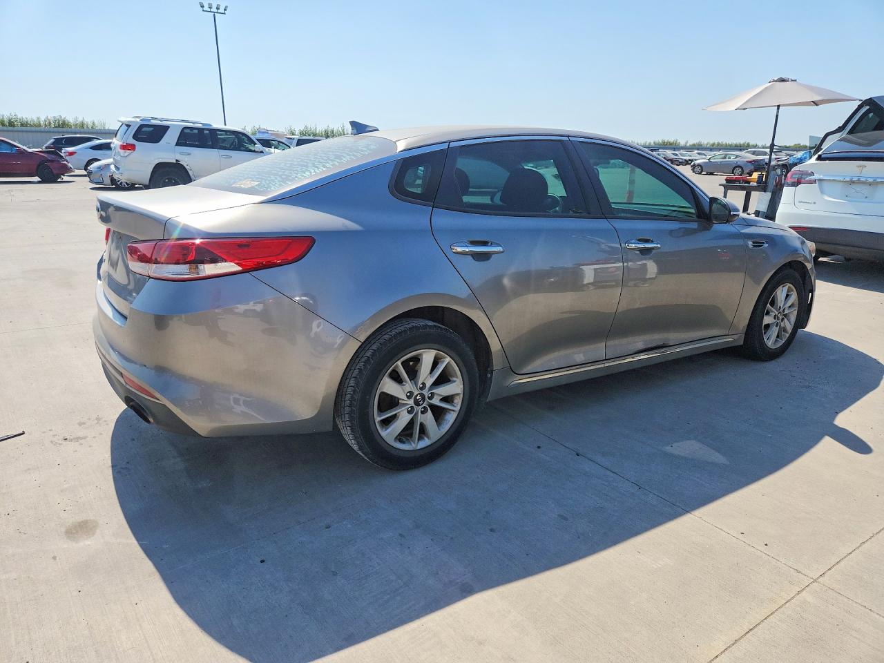 5XXGT4L36JG187621 · 2018 KIA OPTIMA · 3/12
