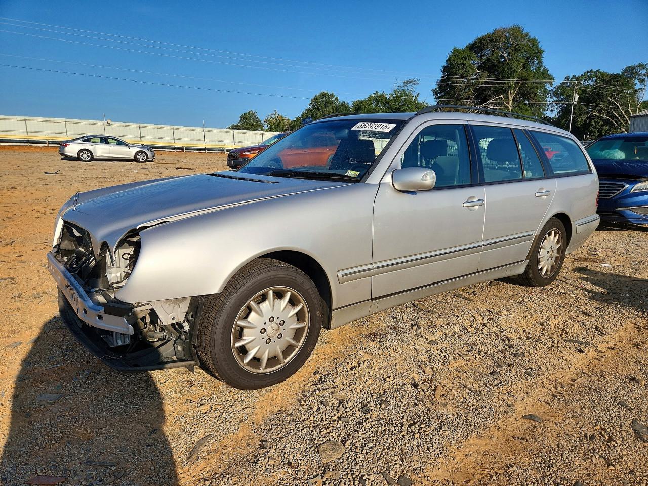 WDBJH82J21X045997 · 2001 MERCEDES-BENZ E