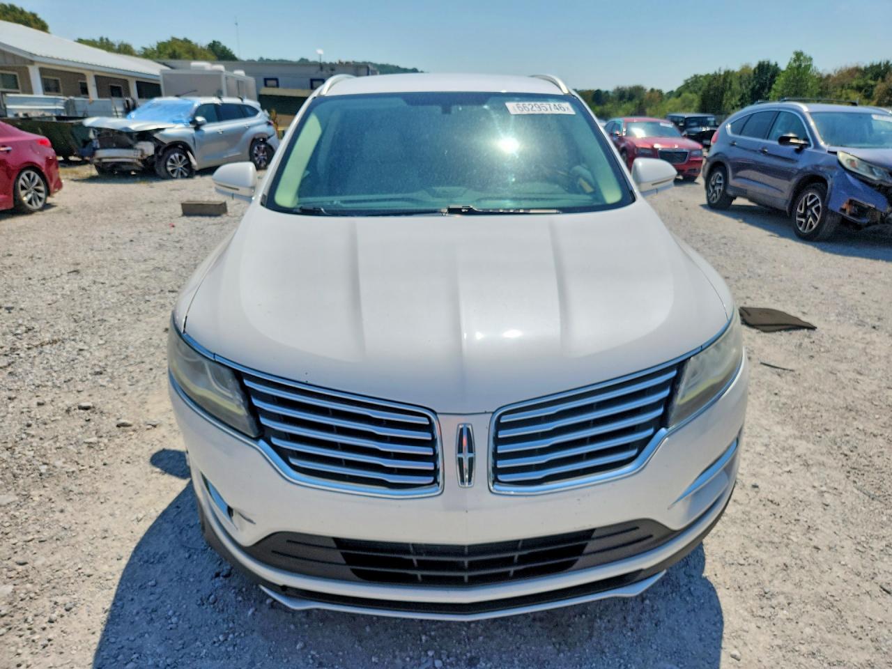 5LMCJ1A97FUJ41283 · 2015 LINCOLN MKC · 5/13