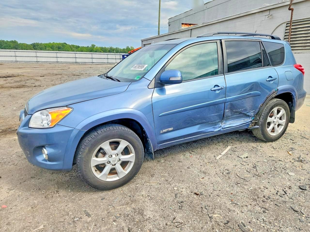2T3DF4DV1CW252238 · 2012 TOYOTA RAV4